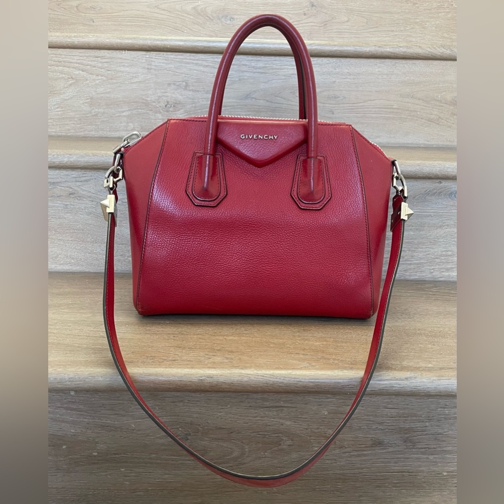 Red Givenchy medium purse
